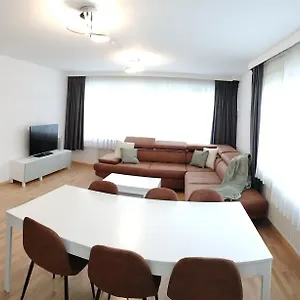 Project 9 , Oostende België